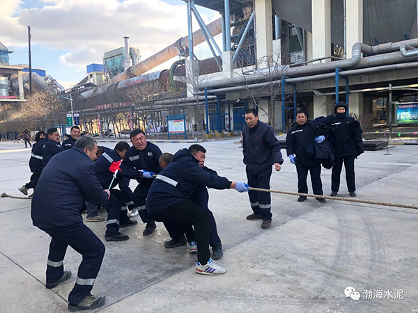 公司舉辦“愛我中華，慶祝新中國(guó)70周年”職工拔河、趣味運(yùn)動(dòng)聯(lián)誼賽——剪影